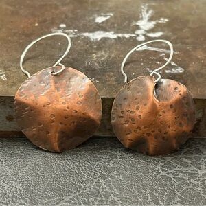 Artisan Hammered copper Round Earrings Brutalist Modernist MCM Boho Handmade